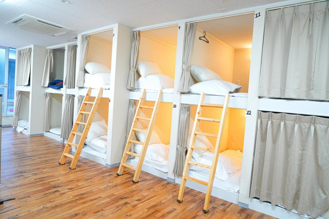One Hostel Himeji Bagian luar foto